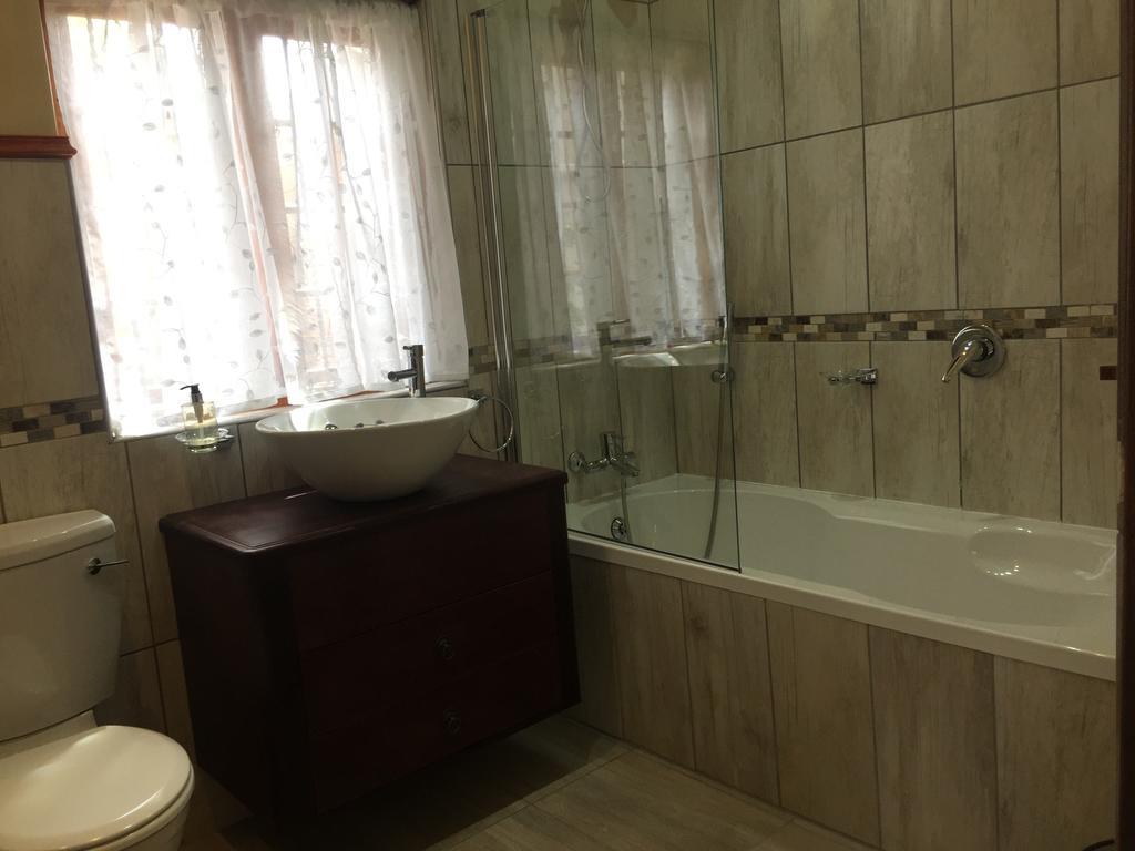 Rozenhof Guest Cottages جورج المظهر الخارجي الصورة